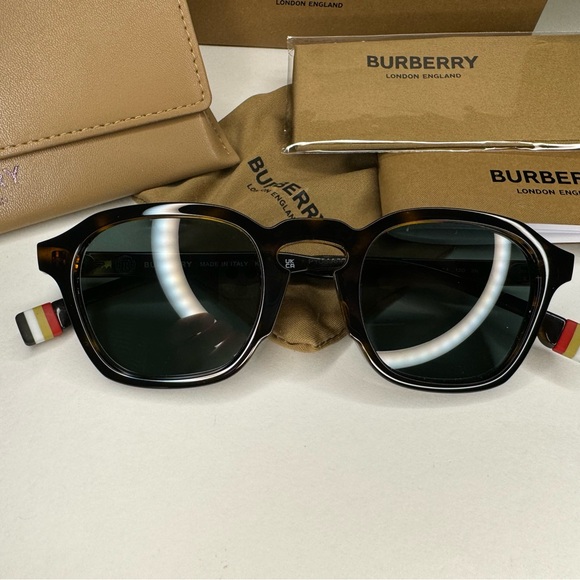 Burberry Other - BURBERRY PERCY Men’s/Women’s Sunglasses Tortoise/Black OBE43780